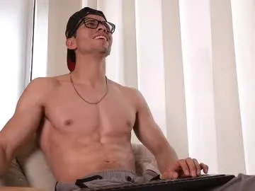 iamsomeone1234 – webcam model profile photo Image 18