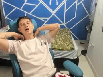 the_right_girl – webcam model profile photo Image 9