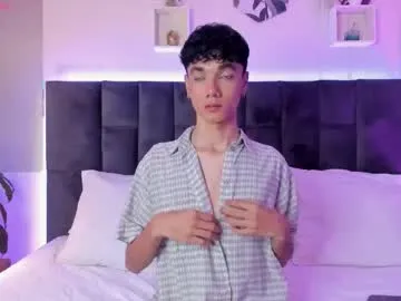 iamsomeone1234 – webcam model profile photo Image 10