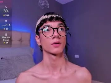 iamsomeone1234 – webcam model profile photo Image 3