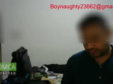 sofiakhanxo – webcam model profile photo Image 6