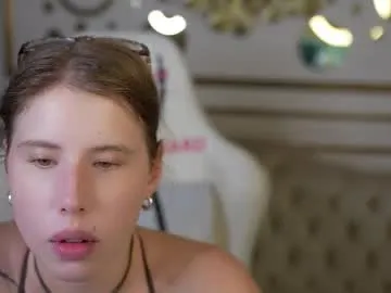 pilowprincess – webcam model profile photo Image 11