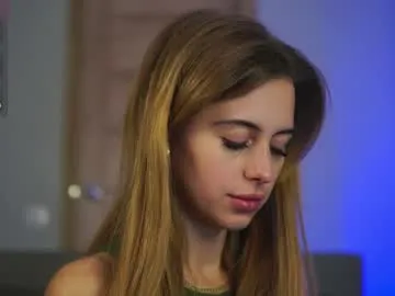 heavensbunny – webcam model profile photo Image 12