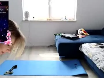 your_priya_77 – webcam model profile photo Image 6