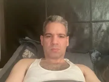 tomtimon11 – webcam model profile photo Image 19