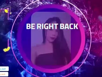 sunflower_28 – webcam model profile photo Image 13