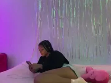 EmiliaWalker – webcam model profile photo Image 18