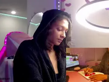 EmiliaWalker – webcam model profile photo Image 8