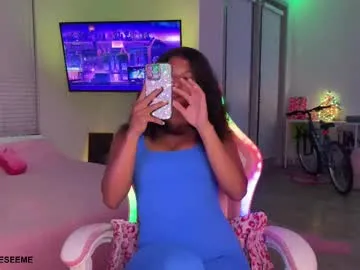 EmiliaWalker – webcam model profile photo Image 9