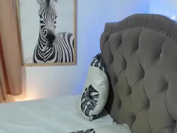 princessasiana04 – webcam model profile photo