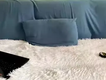 IsabellaEstrada – webcam model profile photo Image 6