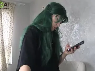 EmiliaWalker – webcam model profile photo Image 9