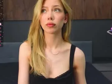 splendid_dolls – webcam model profile photo Image 3