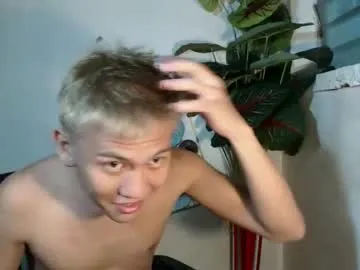 Claire – webcam model profile photo Image 15