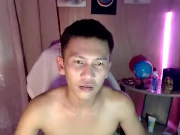 Claire – webcam model profile photo Image 8