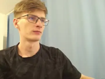 iamsomeone1234 – webcam model profile photo Image 6