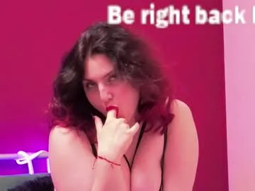 LeyahSummer – webcam model profile photo Image 12