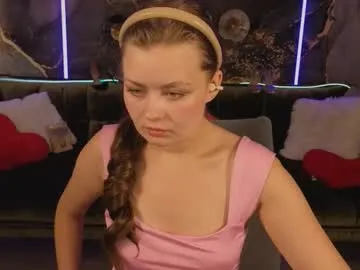 BellaJade – webcam model profile photo Image 10