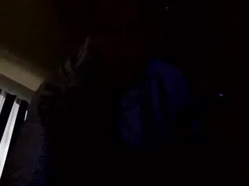 AdelinaLuuna – webcam model profile photo Image 6