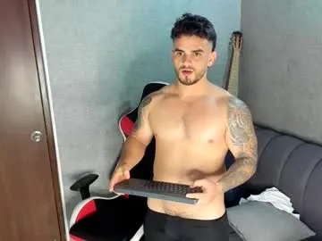 lau__1 – webcam model profile photo Image 18