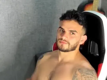 lau__1 – webcam model profile photo Image 5