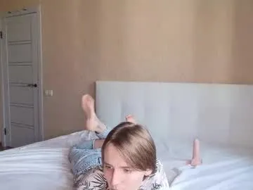 golden_alinee – webcam model profile photo Image 3