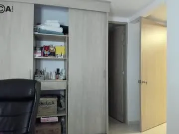 shreya_0 – webcam model profile photo Image 3