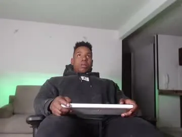 manuela_zapata – webcam model profile photo Image 6