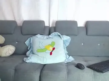 NolanMia – webcam model profile photo Image 15