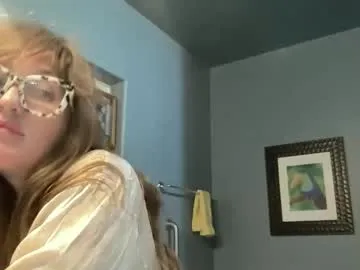 SophieColdman – webcam model profile photo Image 13