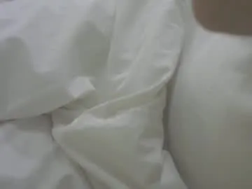 missbee3333 – webcam model profile photo Image 5