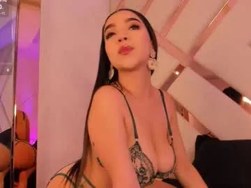 fun4tips – webcam model profile photo Image 9