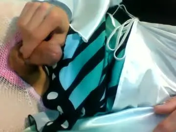 EmiliaWalker – webcam model profile photo Image 4