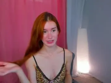 mae_nathan – webcam model profile photo Image 8