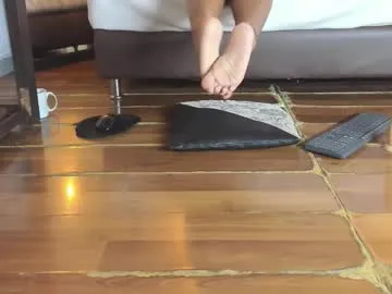 shreya_0 – webcam model profile photo Image 8