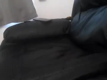 IsabelaGuerra – webcam model profile photo Image 14