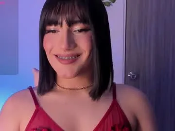 sofiakhanxo – webcam model profile photo Image 15