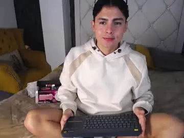 ap_couple – webcam model profile photo Image 3