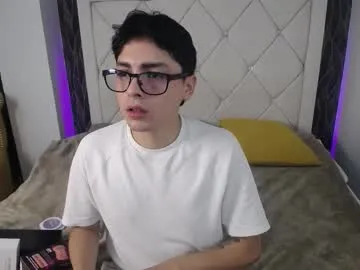 ap_couple – webcam model profile photo Image 6