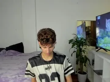 brownboy6999 – webcam model profile photo Image 13