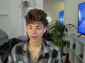 brownboy6999 – webcam model profile photo Image 15