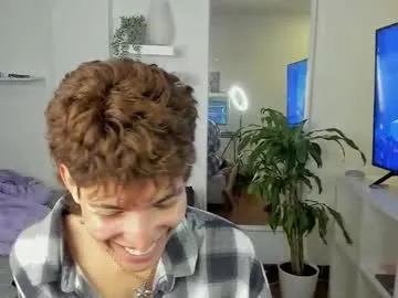 brownboy6999 – webcam model profile photo Image 16