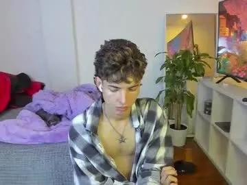 brownboy6999 – webcam model profile photo Image 6