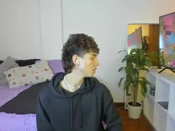 brownboy6999 – webcam model profile photo Image 8