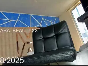 MaggieTurner – webcam model profile photo Image 8