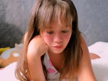 Seline – webcam model profile photo Image 16