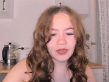 Seline – webcam model profile photo Image 4