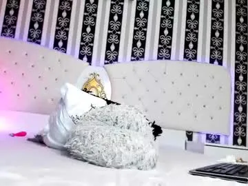 shreya_0 – webcam model profile photo Image 9