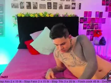 Gia – webcam model profile photo Image 3