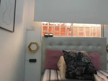 EmmaCorrtez – webcam model profile photo Image 15